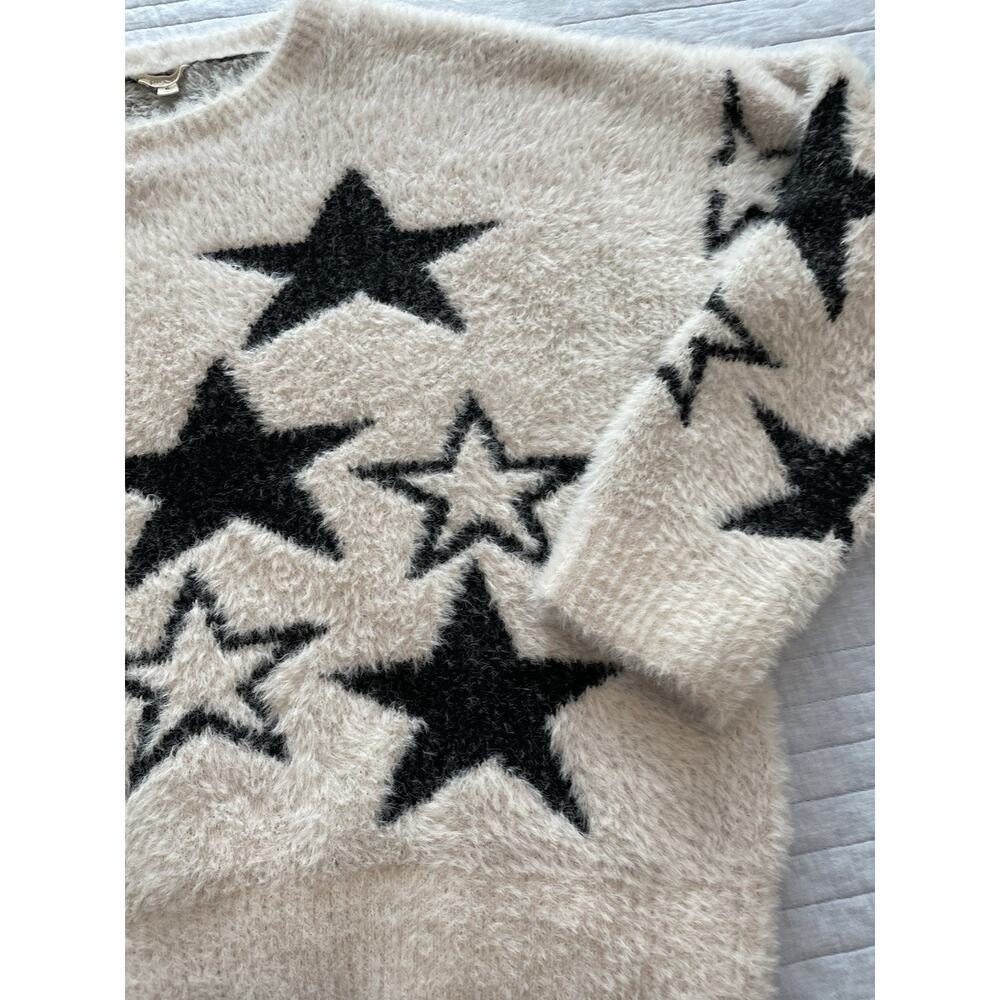 Pilcro Sweater Womens XL Cream Black Star Print Fuzzy Eyelash Cozy Oversize #10 - Picture 5 of 9